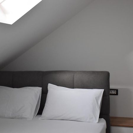 Appartement Apartman Lucana à Tribalj Extérieur photo