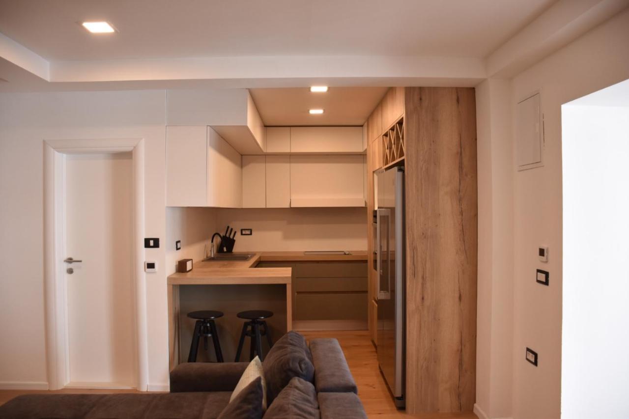 Appartement Apartman Lucana à Tribalj Extérieur photo