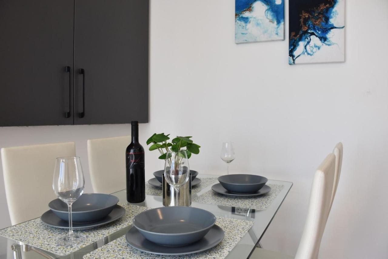 Appartement Apartman Lucana à Tribalj Extérieur photo